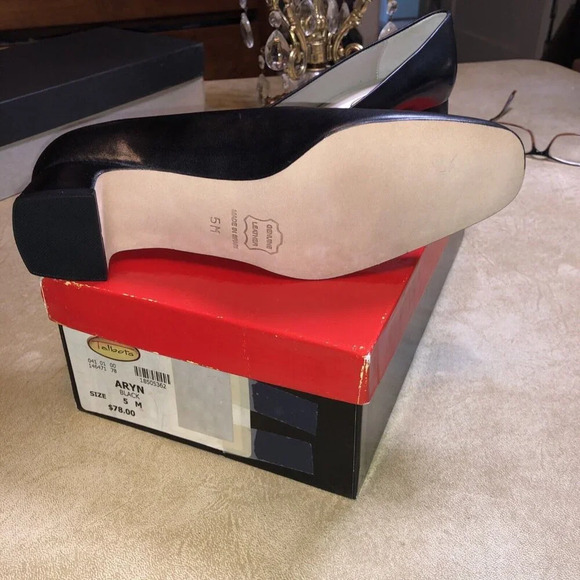 Vintage Talbots Pump Shoe Black Size - 5 NIB Arum - Picture 3 of 4